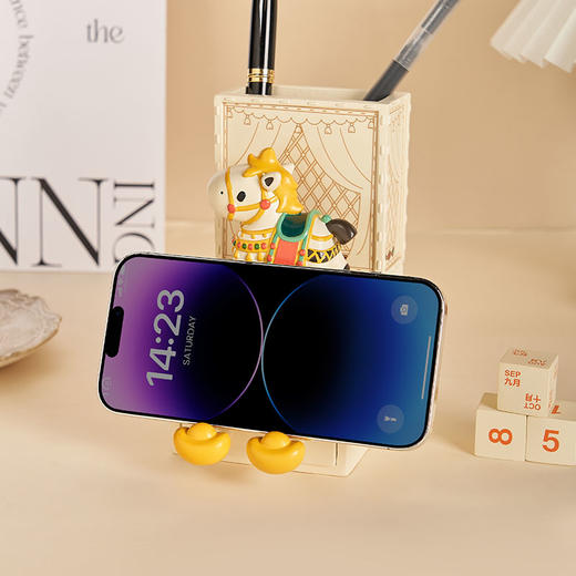 大英博物馆 小马团子系列 马到财来 收纳盒手机支架日历摆件 商品图2