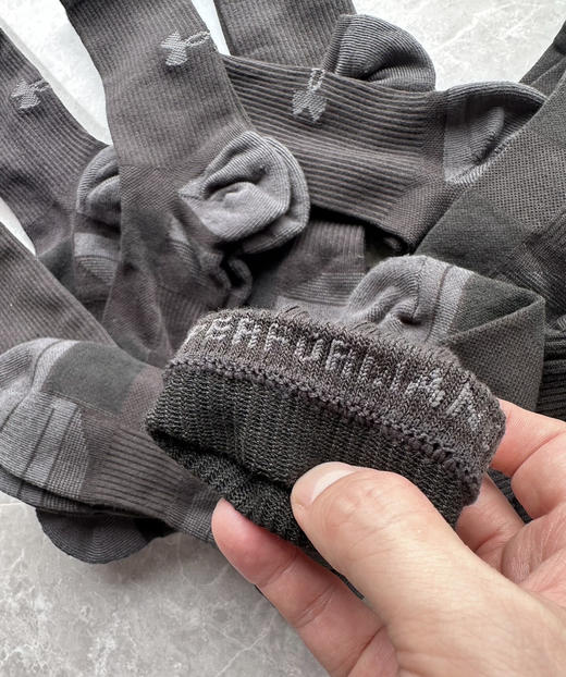 全新正品UA安德玛Performance男实战训练中桶毛巾底篮球袜防滑加厚
特价三双49包邮 商品图3