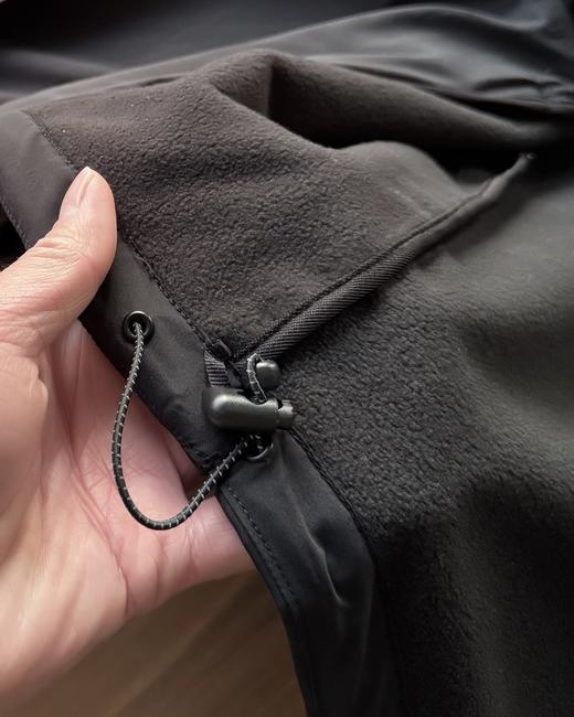 跨年售后 斐乐秋冬季男女款加绒梭织软壳连帽外套 yh 340152 商品图12