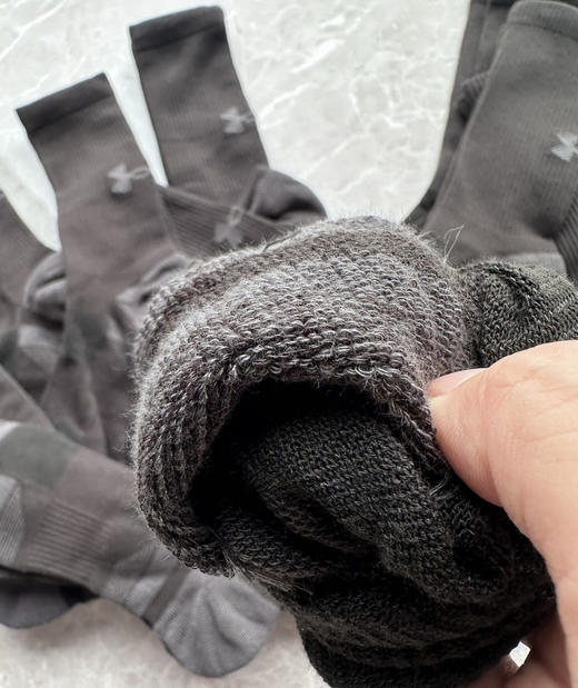 全新正品UA安德玛Performance男实战训练中桶毛巾底篮球袜防滑加厚
特价三双49包邮 商品图5