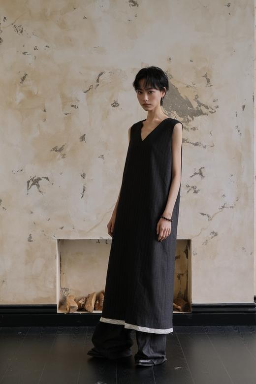 Kai & Kiera 经典条纹垂顺通勤V领气质连衣裙 22046 商品图9