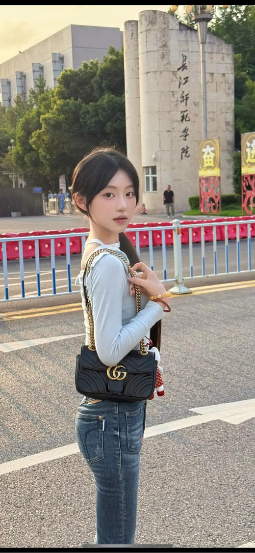 Gucci 马蒙 小号 黑金 牛皮 双g 链条包 商品图2