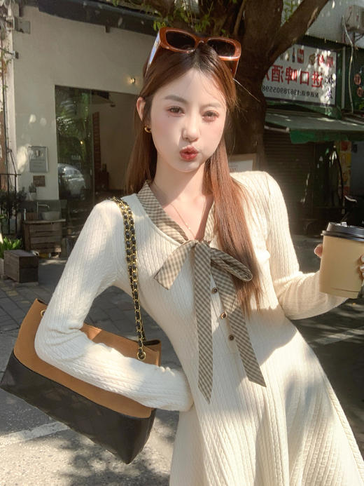 <曾小咸推荐>现货秒杀 ！微信超特价！韩系v领长袖针织连衣裙229.99 日常110 立减 秒杀99.99！！ 商品图12