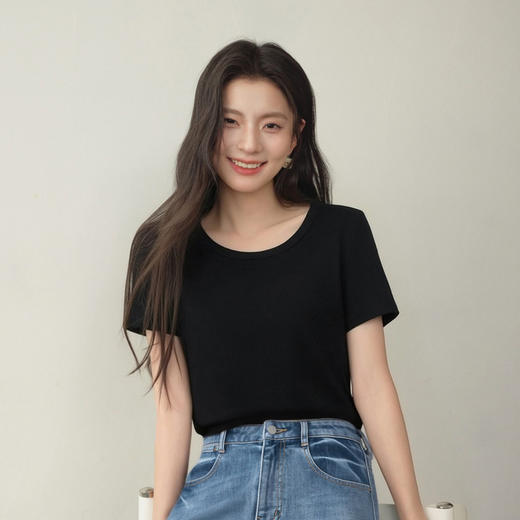 【严选】【满分T】诗凡黎索罗娜百搭U领T恤2026春季新款多色显瘦内搭短袖7H1400791 商品图4