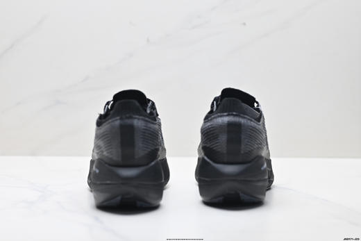 布鲁克斯Brooks Hyperion Elite 5舒适百搭防滑减震运动跑步鞋男女鞋 商品图5