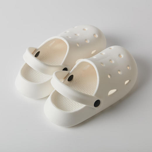  儿童洞洞鞋轻便一脚蹬休闲沙滩鞋包头拖鞋 商品图3