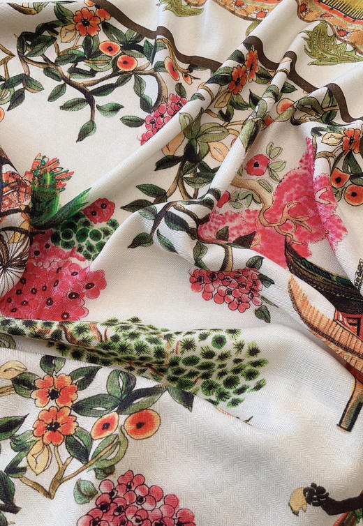 120-7 渠道货 独家一手 小禾 新年系列 马上封侯 真丝羊绒 140*140 大方巾 商品图14