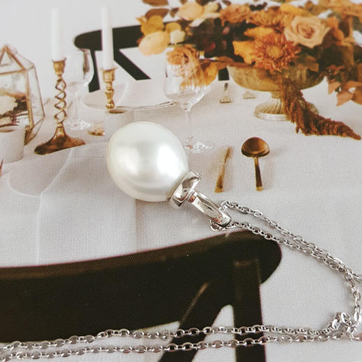 【天然正品】AU750白金镶钻镶天然椭圆约11.0*10.1MM粉色晕彩AKOYA海水珍珠吊坠项链18.9**10.1*10.1MM（皆取最大值）311225NJM60 商品图3