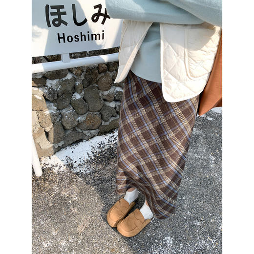 <曾小咸推荐>2.8现货秒杀 ！微信超特价！韩系复古格子半身裙（短款） 日常119.99 立减50 秒杀69.99！！ 商品图3