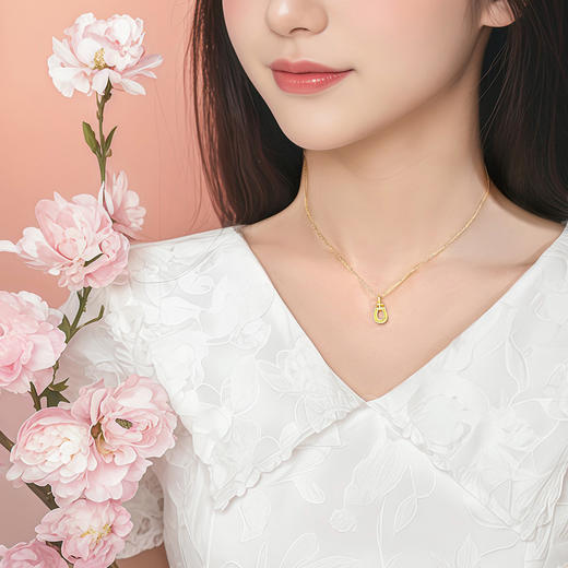 【新品首发】足金马蹄扣3D转运珠 足金吊坠马蹄造型MEMORA诗普琳HP929701 商品图2