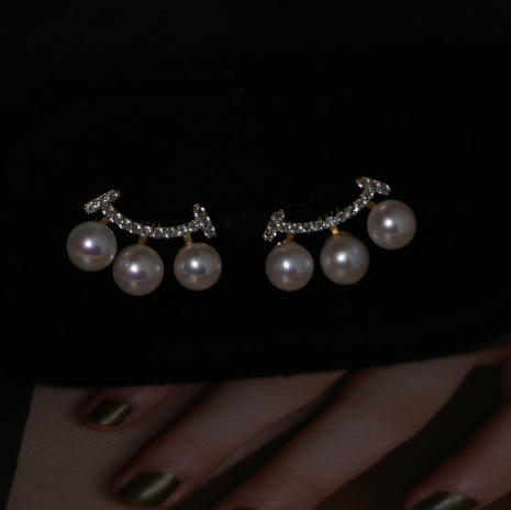 甄珠贝 T家经典微笑风格 Akoya海水珠 耳环 5-6mm 925纯银配件 商品图1