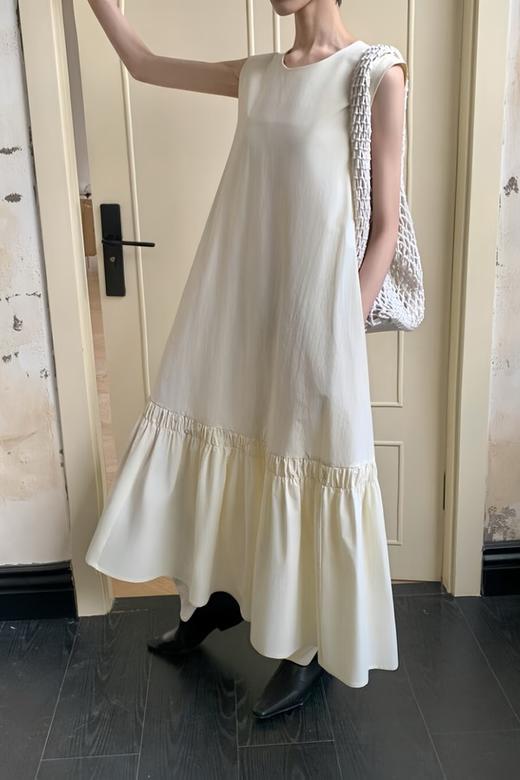 Kai & Kiera 极简无袖A字宽松大摆气质连衣裙 22049 商品图0