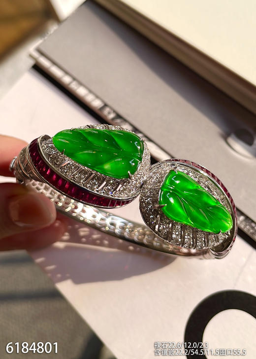 6184801，叶子手镯。具体价格微信咨询 商品图1