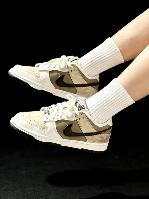 【Nike耐克专卖店直发】Nike Dunk Pegasus Pack马年限定CNY新年款脱绷系列低帮 板鞋 米褐色 商品图4
