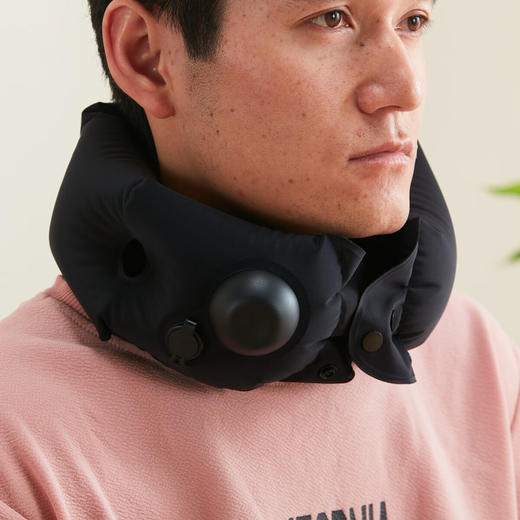 NITORI宜得利家居 长途旅行便携靠枕U型枕办公室午睡枕充气折叠颈枕 商品图5