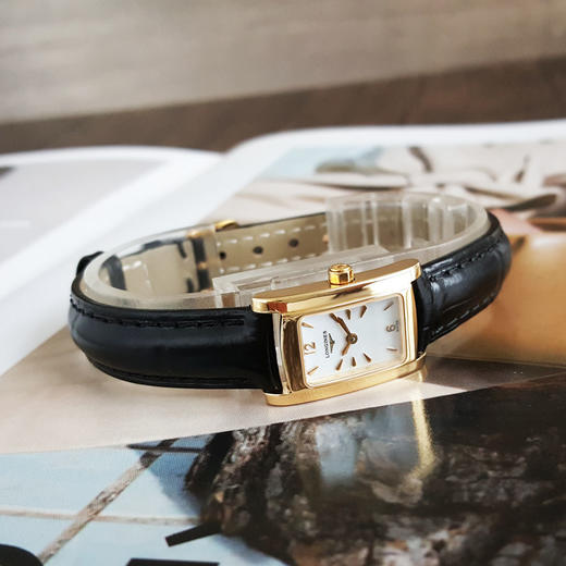 【95新】LONGINES 浪琴L5.158.6.16.2石英机芯16*25MM（含表耳 女款）黛绰维纳系列18K黄金 301225AK37 商品图4