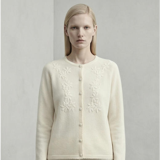 【咕咕同款】KINGDEER/KD秋冬新款女式长袖羊绒衫L805650经典基本款/气质款鹿王 红色 商品图7