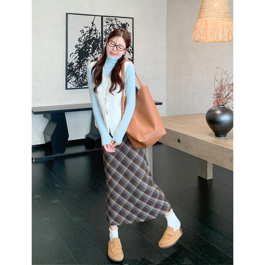 <曾小咸推荐>2.8现货秒杀 ！微信超特价！韩系复古格子半身裙（短款） 日常119.99 立减50 秒杀69.99！！ 商品图1