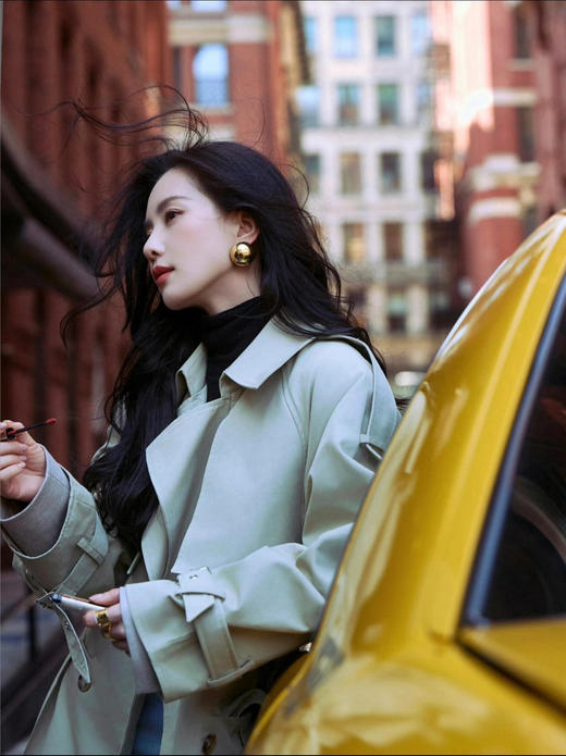 💫经典复刻 看✅诗诗怎么演绎🔛【MD半高领莱赛尔羊毛打底衫】｜14% 120S进口超细美丽诺绵羊毛+80%进口莱赛尔面料，弹力塑身，轻薄服帖，让肌肤在柔软触感中享受轻松自在格调！ 商品图1