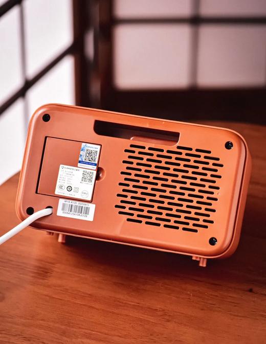 艾美特桌面复古暖风机｜机身小巧不占地，超大功率三秒速热 商品图3