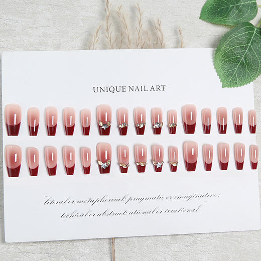 【新年美甲❗ins风潮流造型】穿戴甲高级感酒红法式美甲ins风穿戴美甲甲片显白假指甲美甲。rf 商品图3