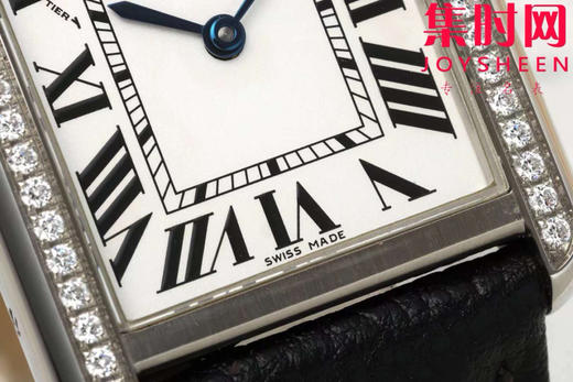 卡地亚TankSolo AF坦克Solo系列 小号 女士腕表
【表壳】表盘尺寸：小号29.5mm*22mm 商品图4