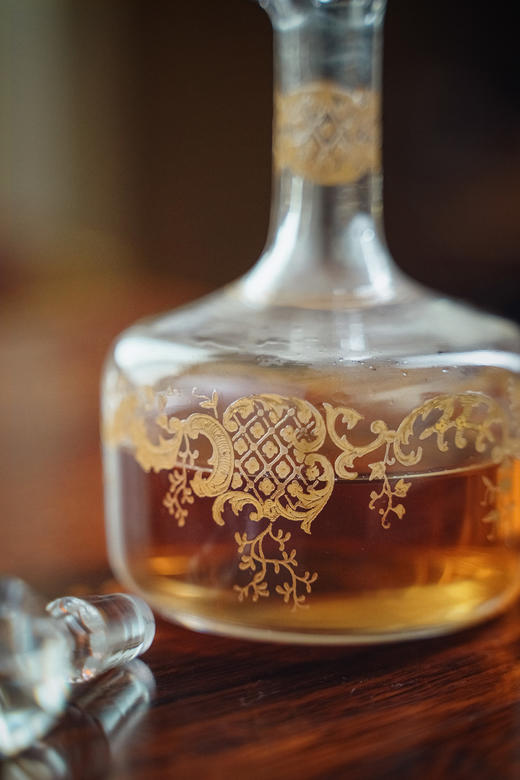 独角鹿西洋古董20世纪初法国著名水晶工坊圣路易出品24K描金修饰Talma花纹款精雕水晶酒具套件 商品图7