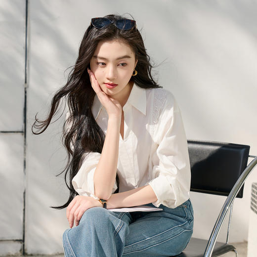 三彩2026春季新款花边长袖翻领衬衣宽松气质上衣通勤简约套头S 商品图3