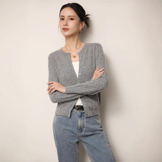 「自」全新升级【铂金会员183/天猫239/差价56】(12936)洛诗琳气质针织开衫2026春季新款圆领叠穿针织上衣 商品图0