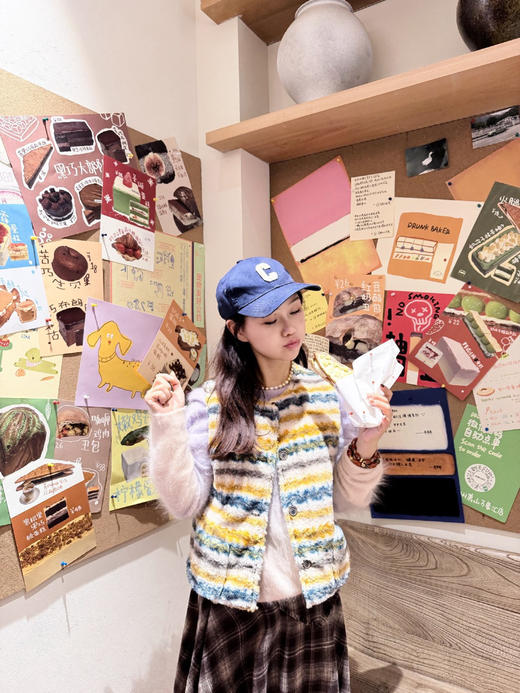 一眼心动费尔岛可外穿的原创双面可穿鹅绒马甲 商品图1