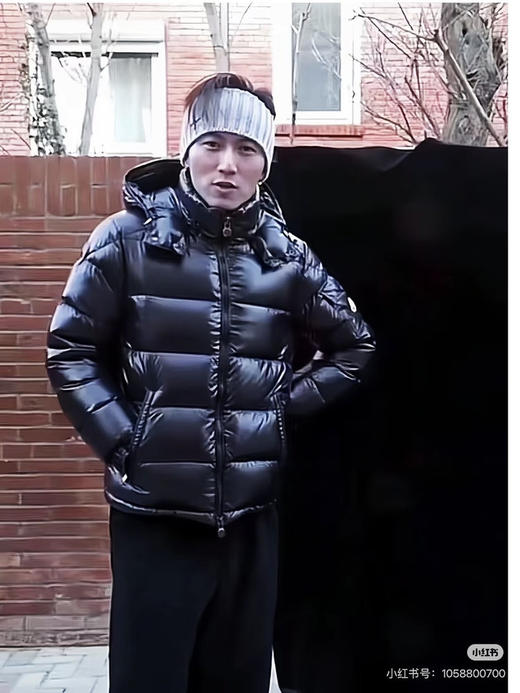 .深圳南油1600元调货价！90鹅绒 ！推荐自留款！盟可Moncler maya羽绒服神款 商品图4