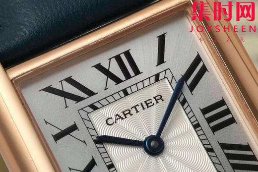 卡地亚TankMust AF坦克Must系列 中号 女士腕表
【表壳】表盘尺寸：中号33.7mm*25.5mm 商品图3