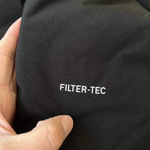 原单正品 KAILAS 达古 男士鹅绒连帽羽绒服！
黑色 灰白 深灰
S M L XL XXL
原价2600 商品图6