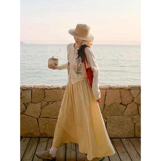 <曾小咸推荐>4.3现货秒杀 ！微信超特价！韩系绣花针织衫 日常219.99 立减130 秒杀89.99！！ 商品图4