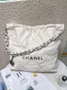 Chanel 22bag 中号 白银 油蜡牛 黑缝线 单肩包 商品缩略图1