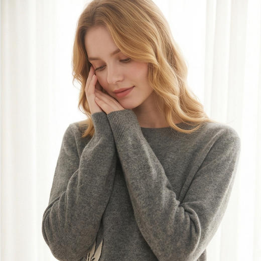 KINGDEER/KD百搭圆领常规大花保暖毛衣休闲套衫羊绒衫L805626温婉奶油款鹿王 商品图7