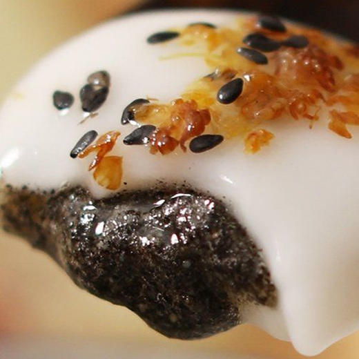 缸鸭狗汤圆 黑芝麻/大黄米/花生芝麻/陈皮豆沙/牛乳红豆/榴莲/蛋黄流沙多口味宁波汤圆 商品图0