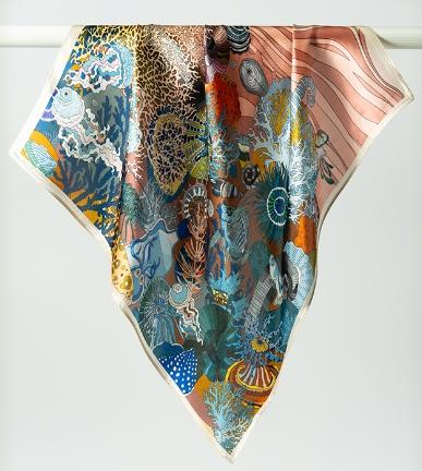 太湖雪时尚百搭印花方巾53*53cm 商品图2