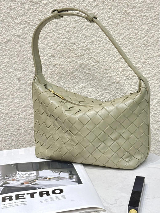 BV 编织 绿色 牛皮 饭盒 手提包 商品图0