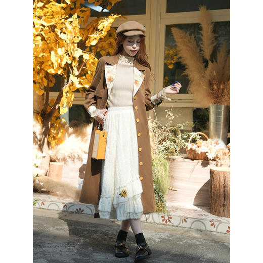 两三事梵高文艺大地诗行2025冬新款复古印花拼接绑带风衣外套女 商品图3