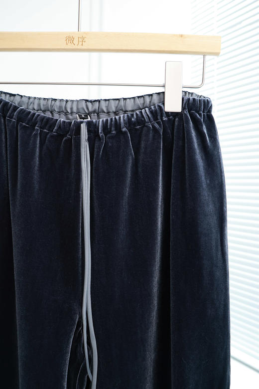 极简流光垂感丝绒裤 商品图3