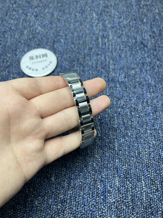 限时特价￥750 卡地亚蓝气球系列 高版本 中号表径33mm 女士腕表 商品图6