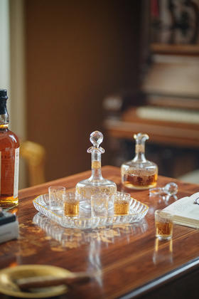 独角鹿西洋古董20世纪初法国著名水晶工坊圣路易出品24K描金修饰Talma花纹款精雕水晶酒具套件