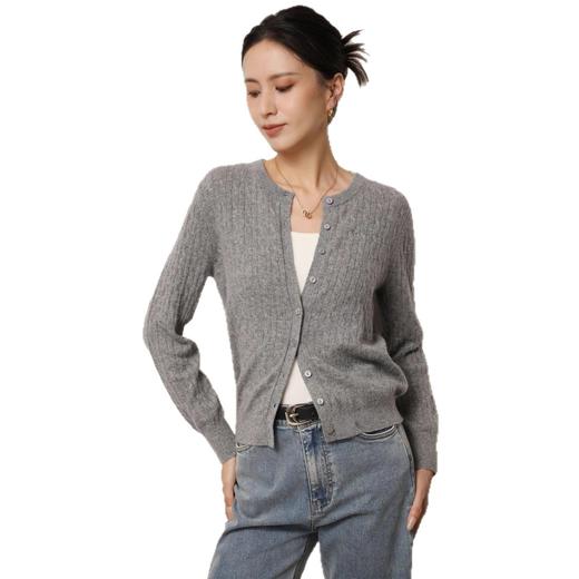 「自」全新升级【铂金会员183/天猫239/差价56】(12936)洛诗琳气质针织开衫2026春季新款圆领叠穿针织上衣 商品图4