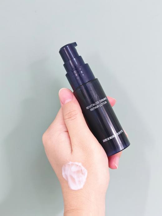 [效期至27.6]润熙泉赋颜紧致亮肤水/舒护乳(旅行装)(30ml+25g)*4 赠两片磨砂膏 再加赠一套水乳 商品图3