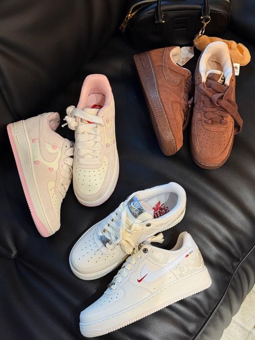 空军𝐚𝐢𝐫 𝐟𝐨𝐫𝐜𝐞 𝟏马🐎年限定板鞋来啦❗️36-45正码！⚠️马年限定白10天左右发货 商品图7