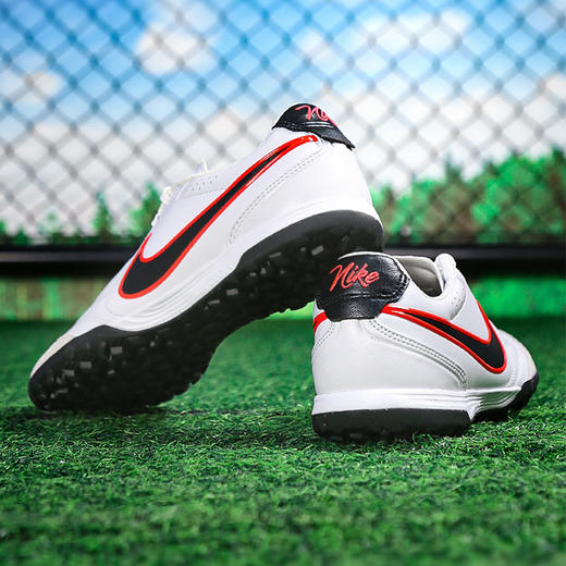 小李子NIKE耐克 传奇 次高端TF碎钉成人足球鞋男IB4477-106 商品图4