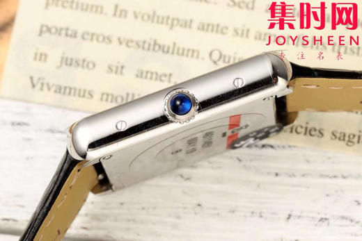 卡地亚TankSolo AF坦克Solo系列 小号 女士腕表
【表壳】表盘尺寸：小号29.5mm*22mm 商品图7