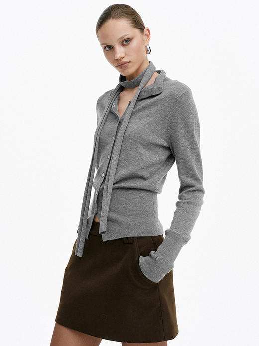 TR她热 学院档案 灰色针织围巾小高领基础复古百搭修身开衫上衣 商品图1