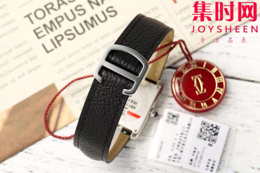 卡地亚TankSolo AF坦克Solo系列 小号 女士腕表
【表壳】表盘尺寸：小号29.5mm*22mm 商品图8